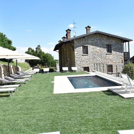 Cascina Belvedi Guest House Clanezzo Bagian luar foto