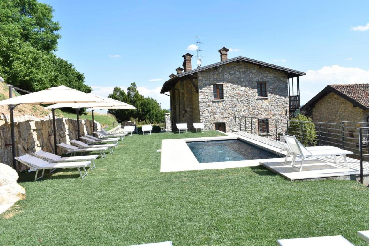 Cascina Belvedi Guest House Clanezzo Bagian luar foto