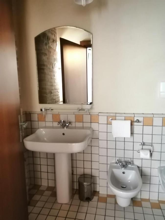 Cascina Belvedi Guest House Clanezzo Bagian luar foto