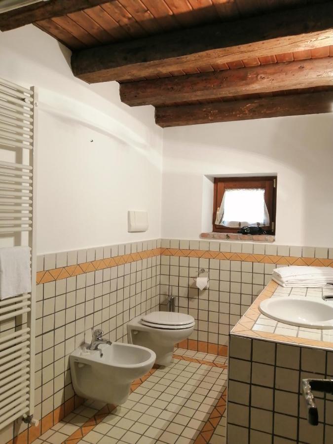 Cascina Belvedi Guest House Clanezzo Bagian luar foto