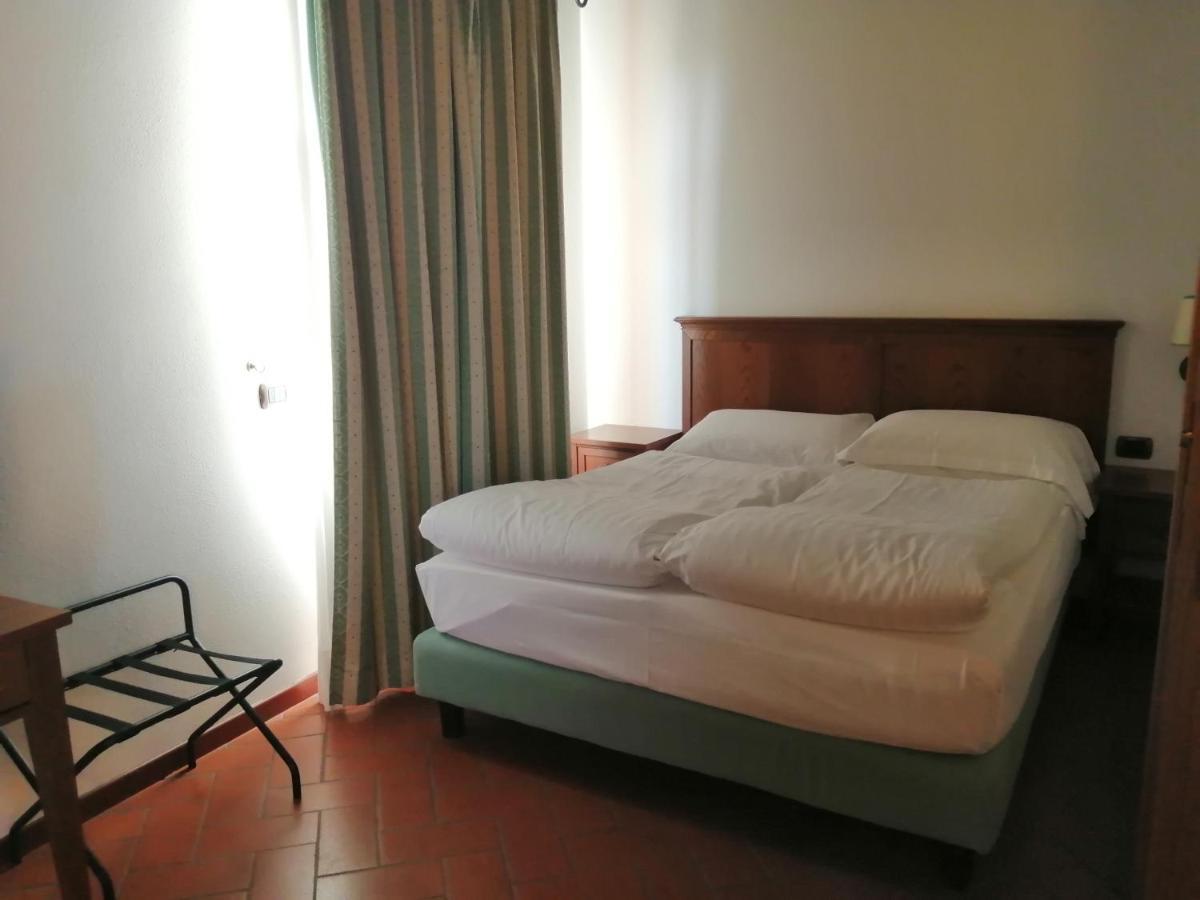 Cascina Belvedi Guest House Clanezzo Bagian luar foto